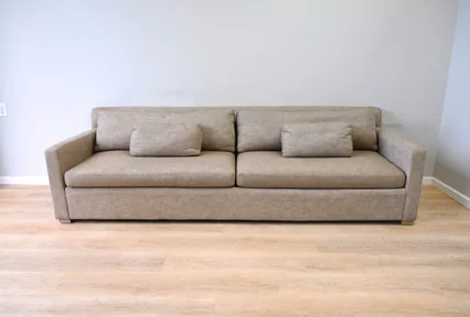 RH Belgian Track Arm Sofa