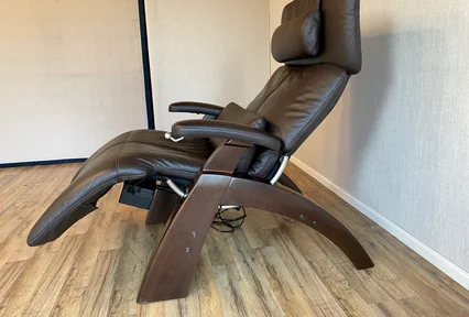 Zero Gravity Recliner