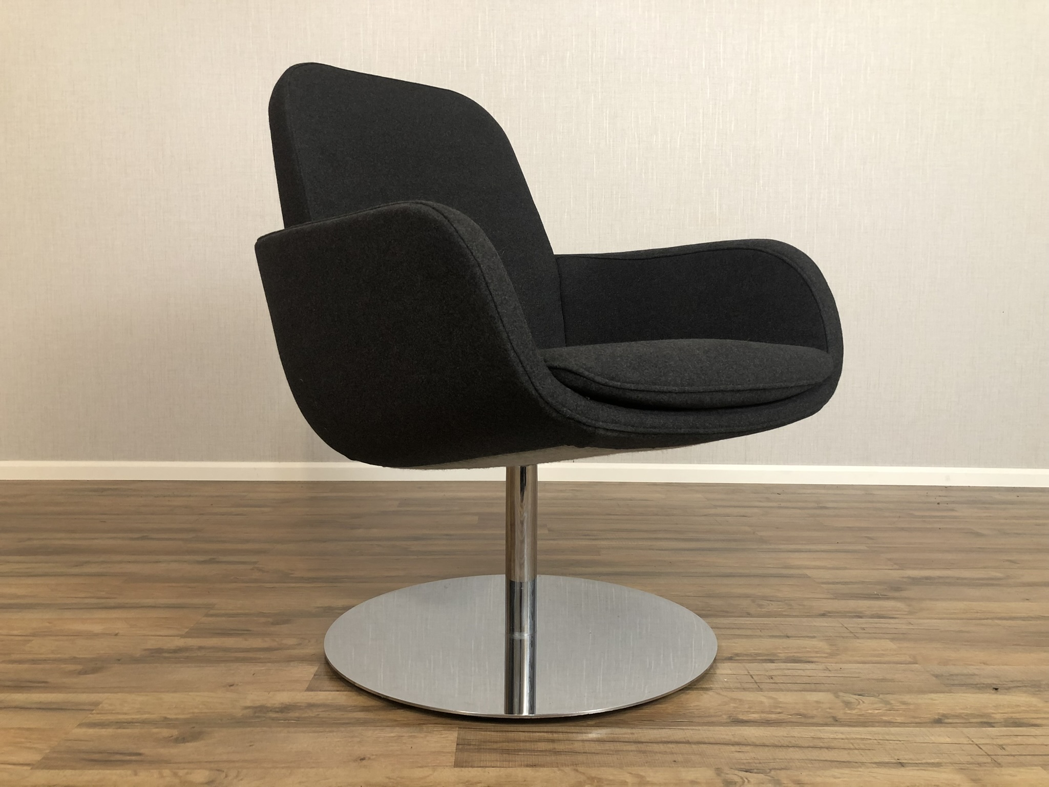 BoConcept Swivel Chair